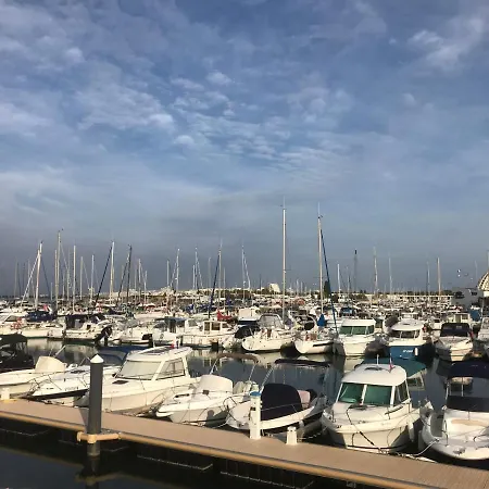 Apartmán 2-3 Pers Parking Clim Vue Port Et