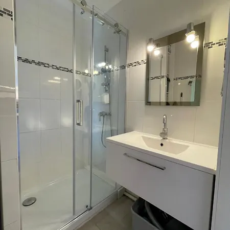 Apartment 2-3 Pers Parking Clim Vue Port Et